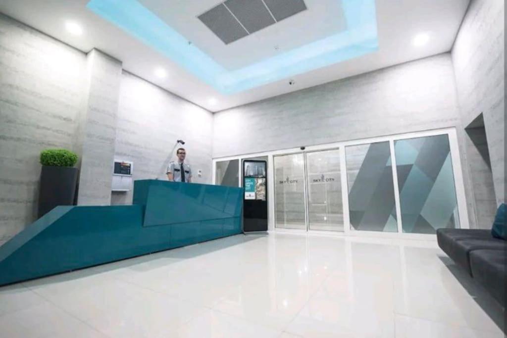 Cevahir Sky City Apartment With Spa, Pool & Fitness Included 斯科普里 外观 照片