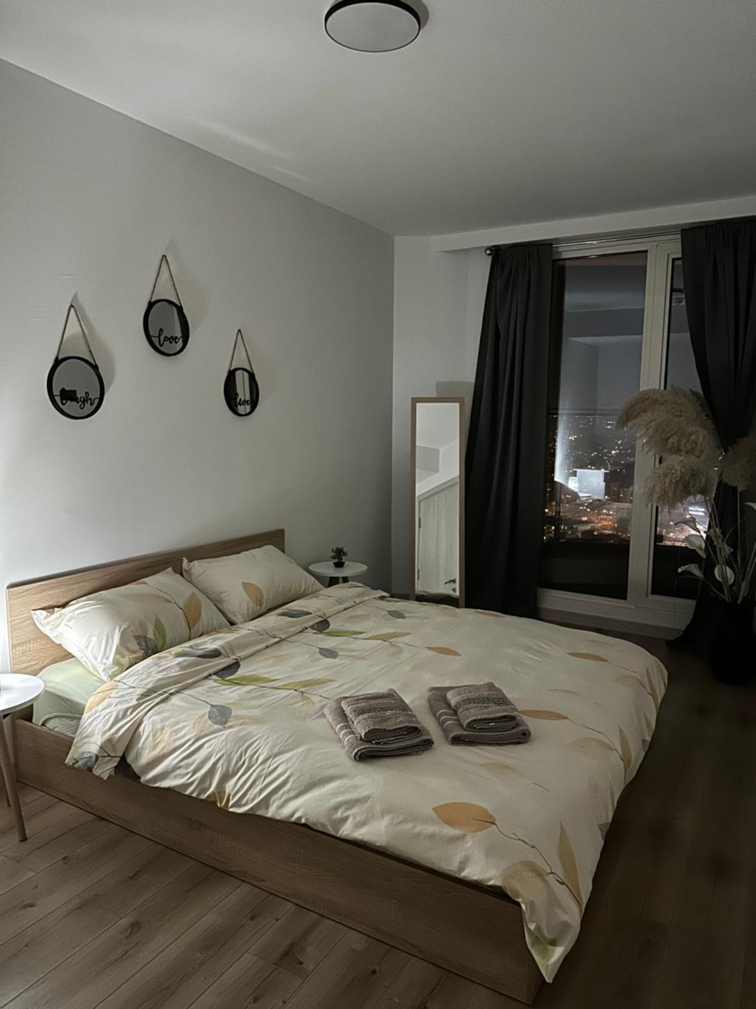 Cevahir Sky City Apartment With Spa, Pool & Fitness Included 斯科普里 外观 照片